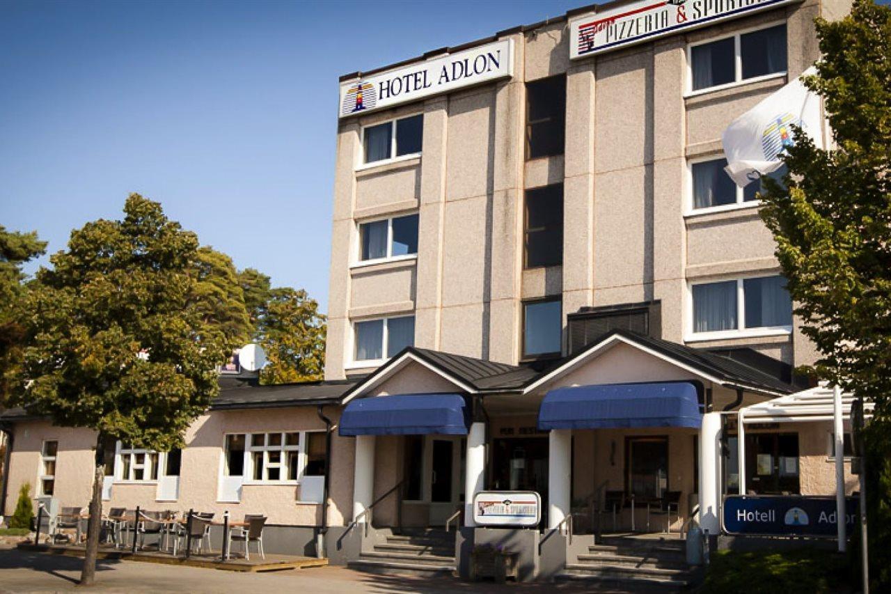 Hotell Adlon 3*
