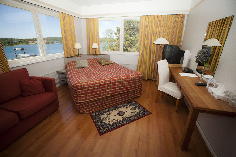 Hotell Adlon 3*